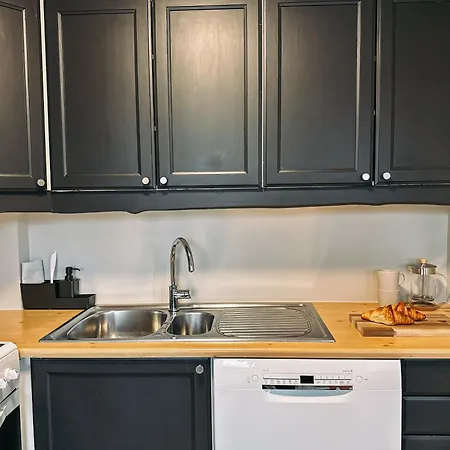 Preikestolen Panorama - Seaside Appartement *