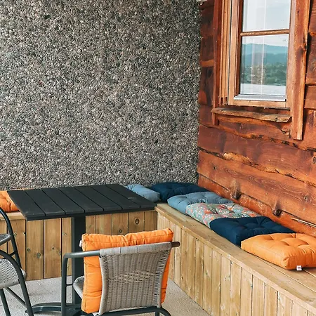Preikestolen Panorama - Seaside Apartment