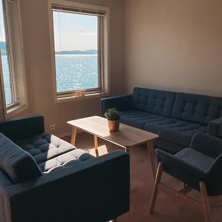 Preikestolen Panorama - Seaside شقة *