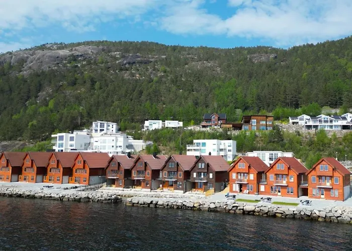 Preikestolen Panorama - Seaside Apartamento *