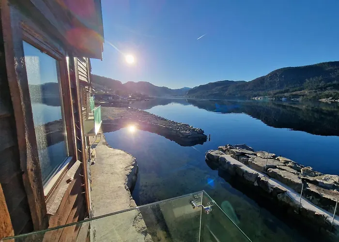 Preikestolen Panorama - Seaside Lägenhet *